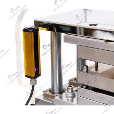 Macchina di formazione di cassa automatica delle cellule del sacchetto di Al Laminated Film Forming Machine dei semi