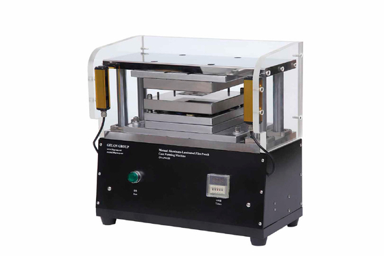 Macchina di formazione di perforazione automatica per il film laminato di alluminio della batteria del telefono cellulare usato per il laboratorio Rese di produzione della batteria