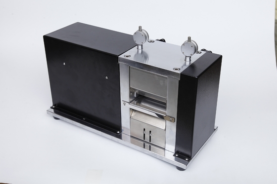 Pressa di stampaggio da tavolino dell'attrezzatura di laboratorio della batteria con controllo della temperatura per litio Ion Battery Lab